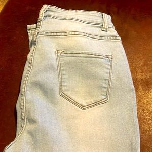 Fashion nova skinny jeans size 9/10